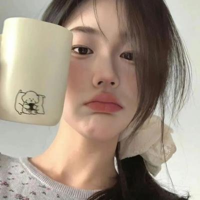 明天，我会成为谁的女友